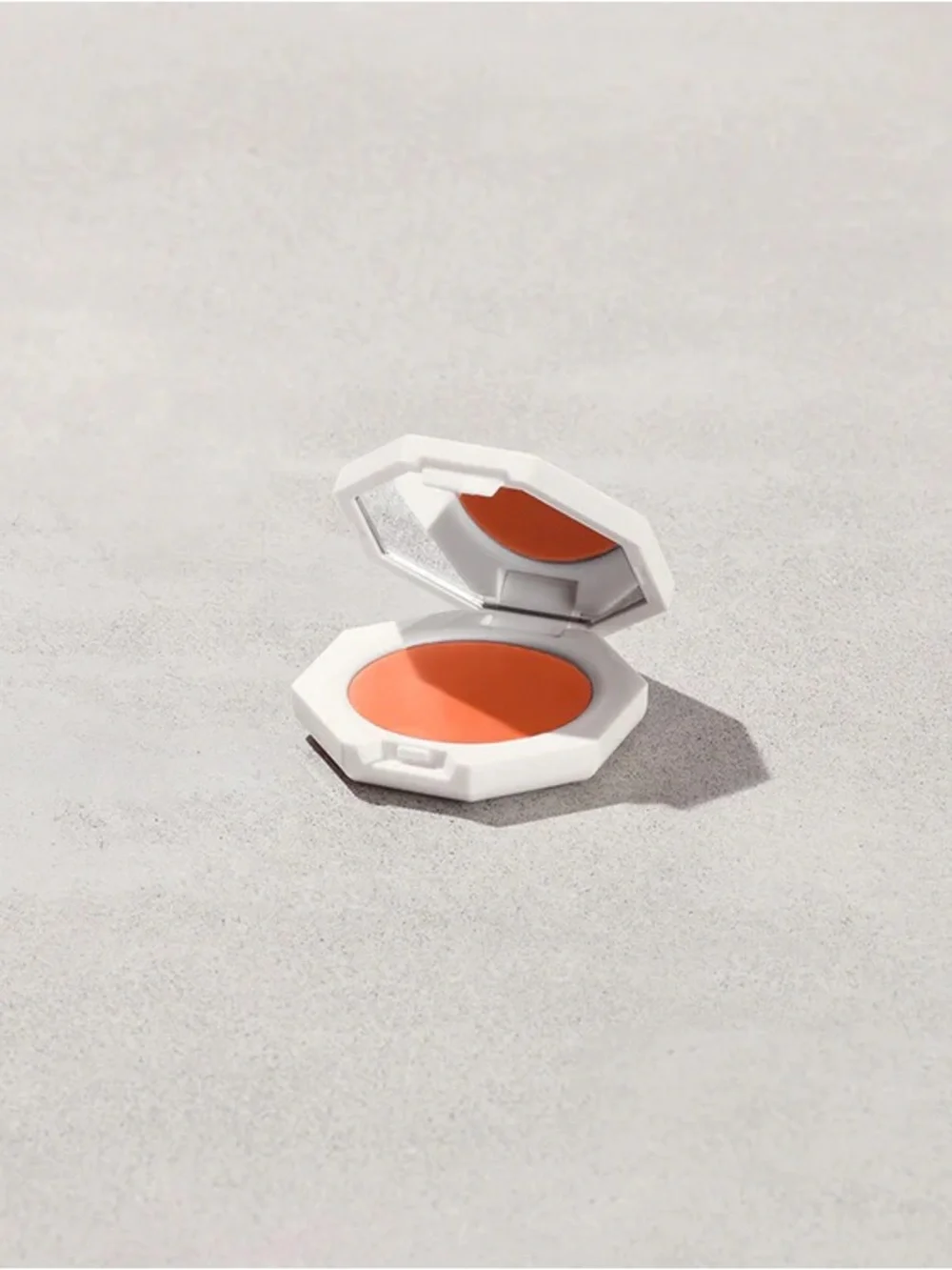 Fenty Beauty Cheeks Out Cream Blush in Peach Face, BNIB!